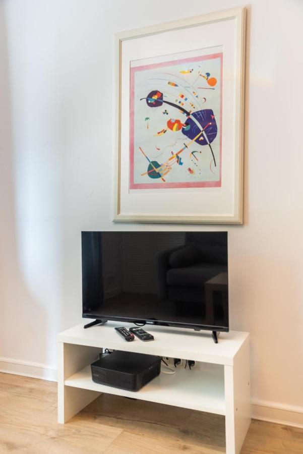 Sluzew Manhattan Place Apartment วอร์ซอ ภายนอก รูปภาพ