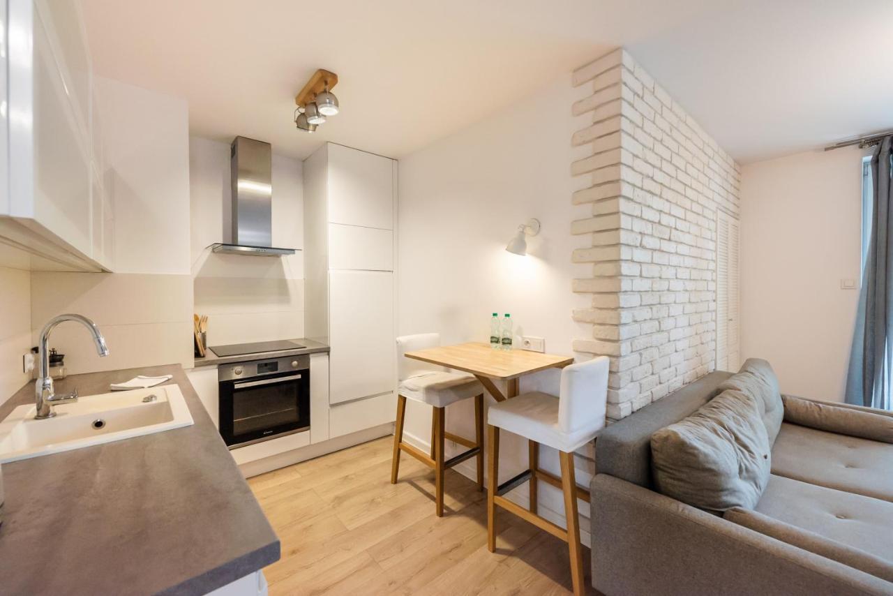 Sluzew Manhattan Place Apartment วอร์ซอ ภายนอก รูปภาพ