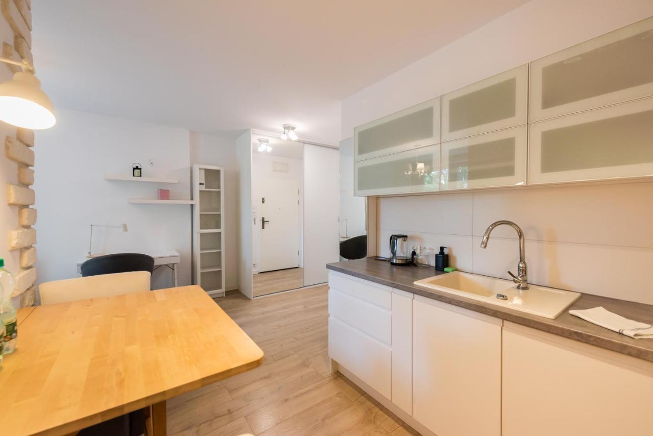 Sluzew Manhattan Place Apartment วอร์ซอ ภายนอก รูปภาพ