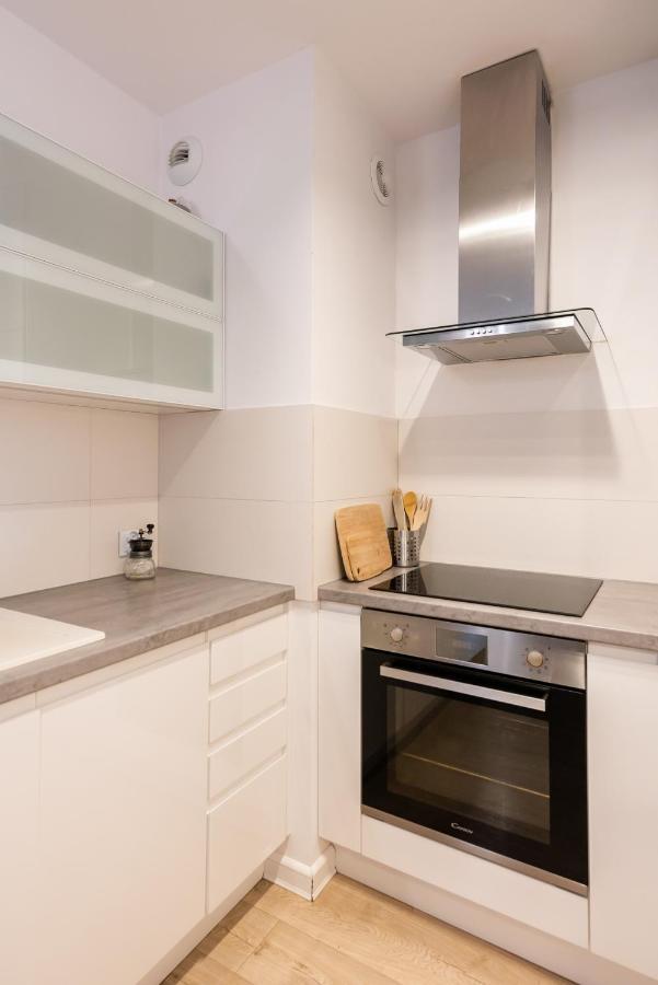 Sluzew Manhattan Place Apartment วอร์ซอ ภายนอก รูปภาพ